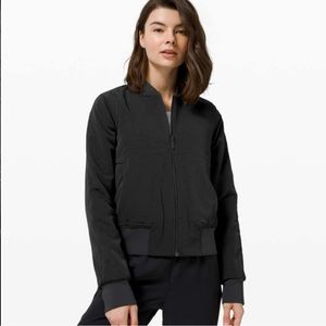 Lululemon Serene Travels Bomber, Black, size 6